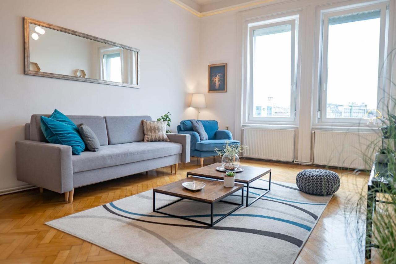 Chic Central Flat With River View Budapest Kültér fotó