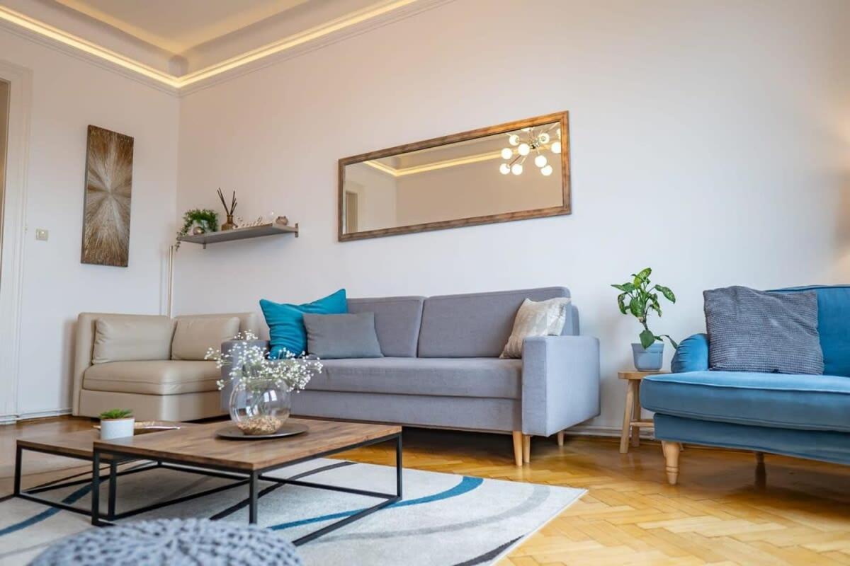 Chic Central Flat With River View Budapest Kültér fotó